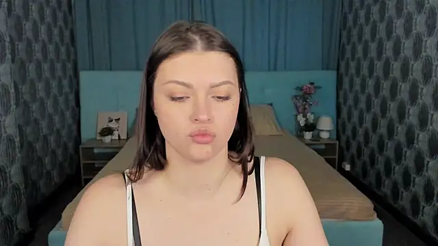 Maya-Mimi's Live XXX Chat