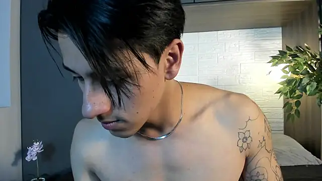 Andy_Joy_ Live XXX-chat