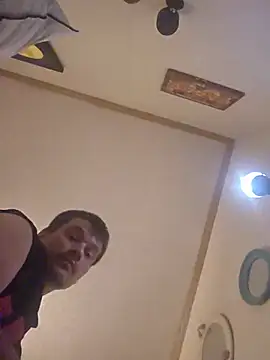 twistafatpipe's Live XXX Chat
