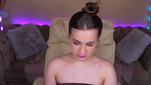 OliviaMoore_ – Kamerová šou