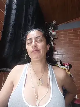 Chat +18 de Alexandrina ao vivo