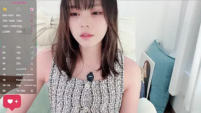 peachy_kiss' Live XXX Chat