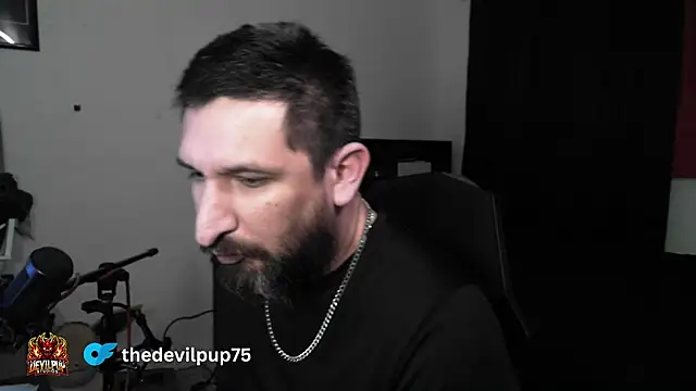 Chat XXX ao vivo de DevilPup75_