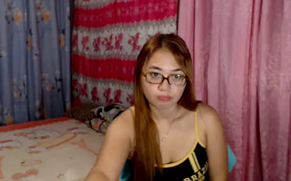 onlymaes_19 Adlı Modelin Canlı XXX Sohbeti