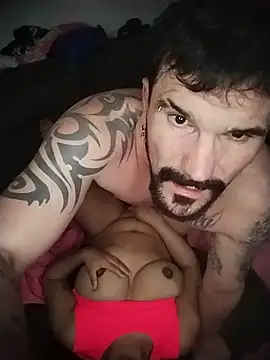 צ'אט XXX בשידור חי של Kavalao12