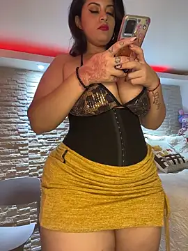 amellita-33 Adlı Modelin Canlı XXX Sohbeti