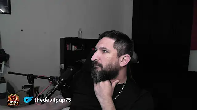 DevilPup75_のライブXXXチャット