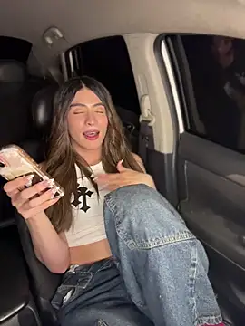 Lottus_fire Adlı Modelin Canlı XXX Sohbeti