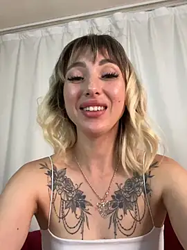TeaseBabeXXX's Live XXX Chat