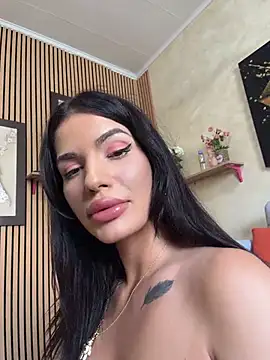 RaniaSnow Webcam show
