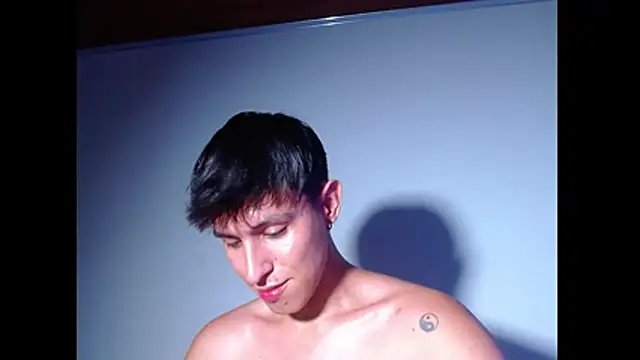 Chat XXX en directo de rowanbig