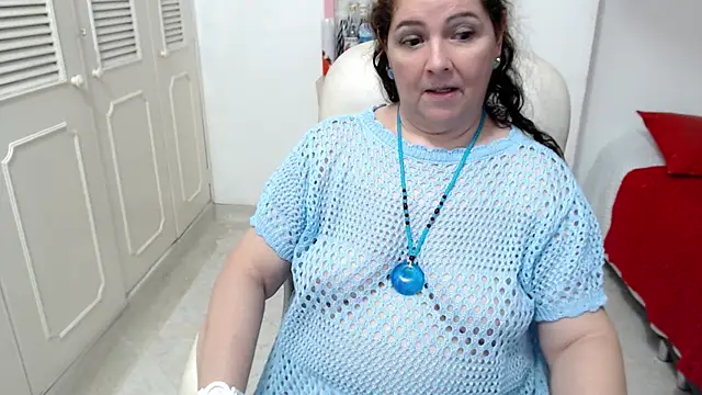 Chatroom XXX en direct de leonela_69