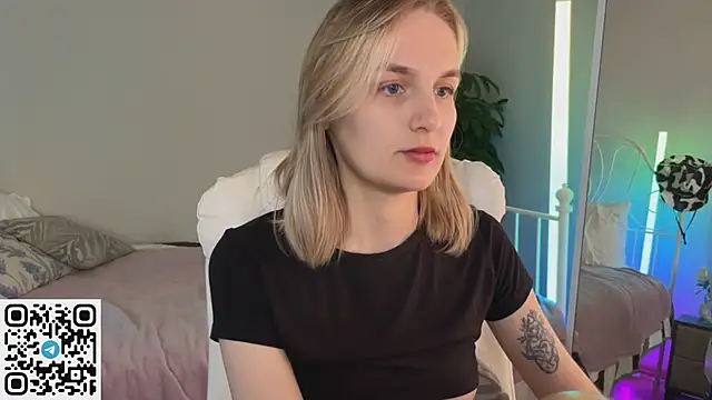 _Vikky_Moon_のライブXXXチャット