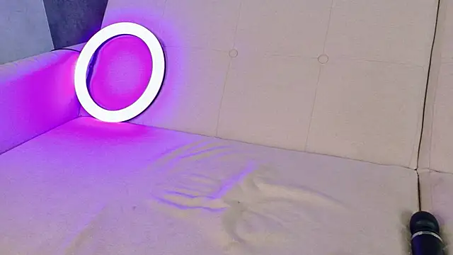 OnlyForYou_: απευθείας συνομιλία ΧΧΧ