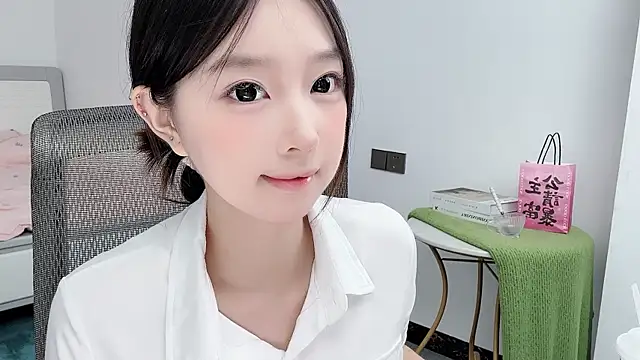 Yoyo33355 Obrolan Langsung XXX