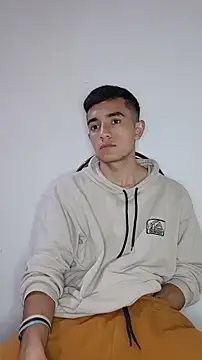 Thick_Cock Chat XXX in diretta
