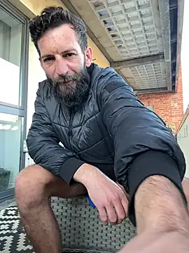 Czat XXX na żywo – Michel_huge