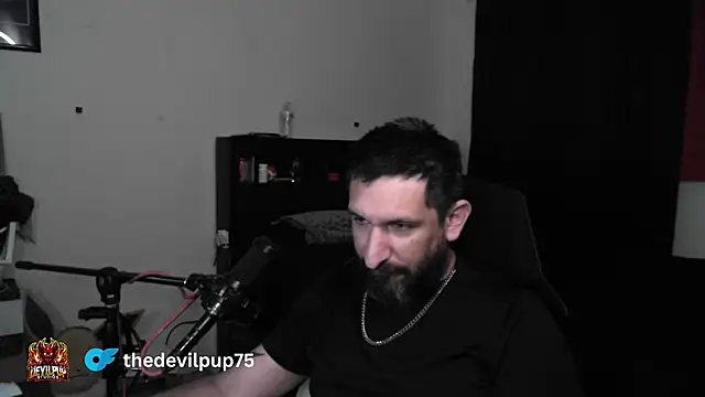 Chat XXX en directo de DevilPup75_