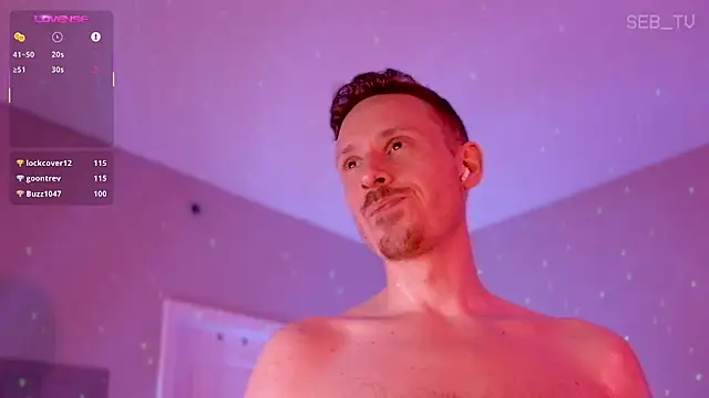 seb_tv élő XXX-chatje