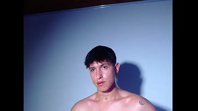 rowanbig Live XXX Chat