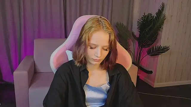 AliceJohansone Chat XXX in diretta