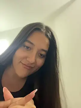 Chat XXX en directo de Nhefertary
