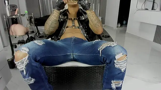 master_leather Live XXX Chat