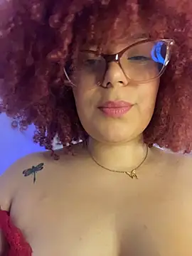 Leyah__ Chat XXX in diretta