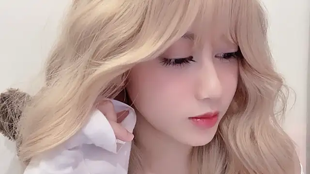 -Cinderella- 即時 XXX 聊天