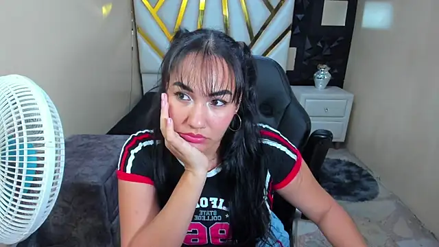 SammyEvanns_'s Live XXX Chat