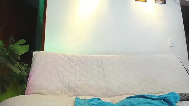 Chat XXX ao vivo de shellsy_hans