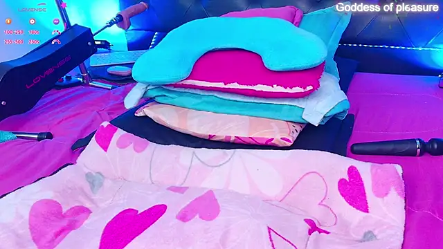 Adriana-55's Live XXX Chat