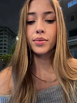 fanyabbey Adlı Modelin Canlı XXX Sohbeti