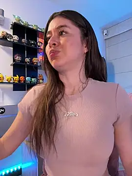 Sharon_07 Chat XXX in diretta