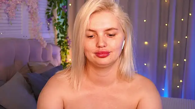 AmeliaWeells Chat XXX in diretta