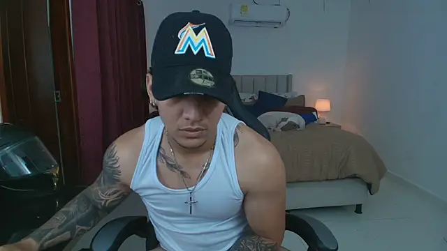 XXX chat uživo modela Mrbig_maximo