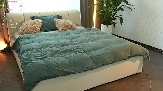Živý XXX chat GiKarerra