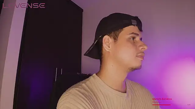 BjornSteel's Live XXX Chat