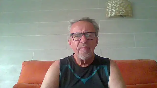 XXX chat uživo modela tuggy59