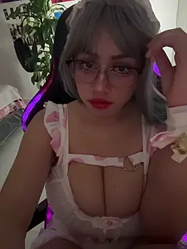18_salo live XXX chat