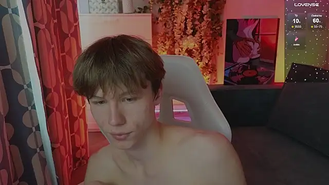cuMte_boy live XXX chat