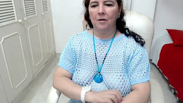 leonela_69 Adlı Modelin Canlı XXX Sohbeti