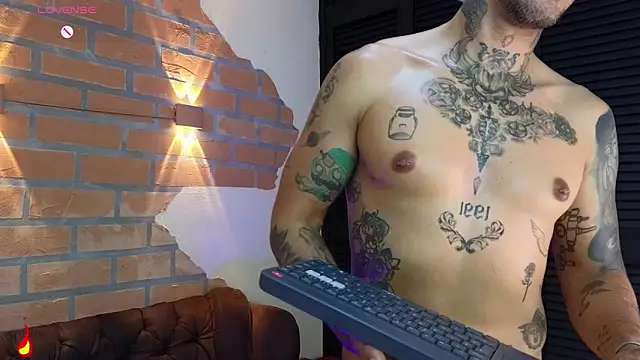 MR_EITHANのライブXXXチャット