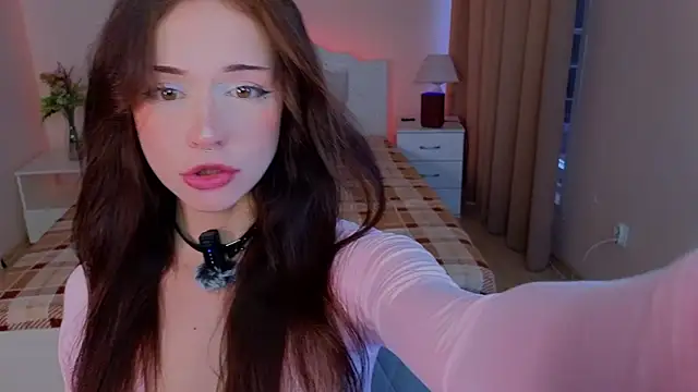 Adetta Obrolan Langsung XXX