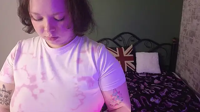 Vlada_vvのライブXXXチャット