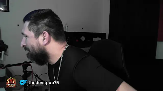 Czat XXX na żywo – DevilPup75_