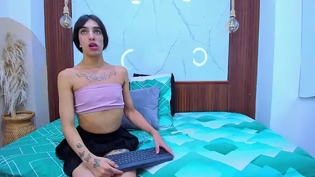 Loversinfire2 Adlı Modelin Canlı XXX Sohbeti