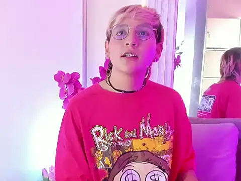 DannyRoudX Chat XXX live