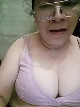 Funsexy1 élő XXX-chatje