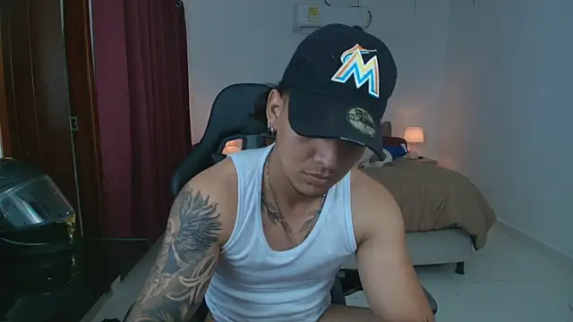 Онлайн чат XXX Mrbig_maximo